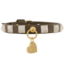 PYRAMIDS STUDS COLLAR...